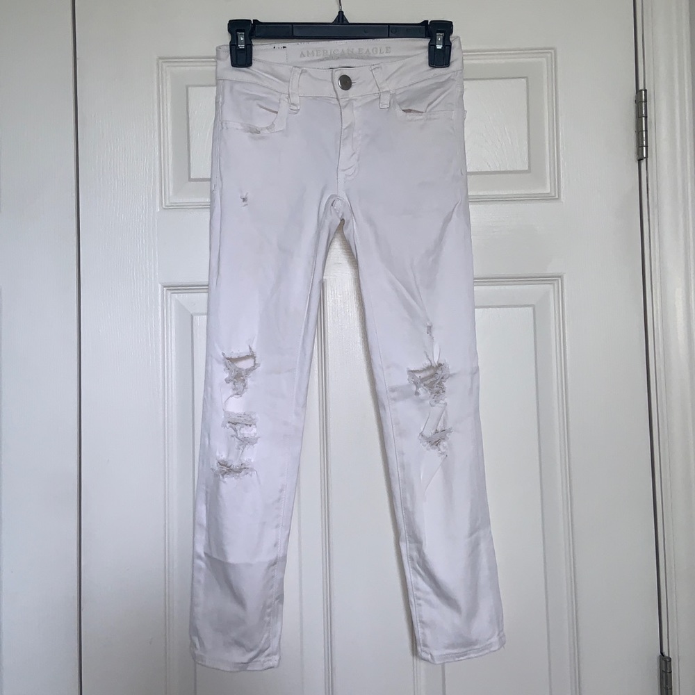 American Eagle Outfitters Crop Ripped Jegging
